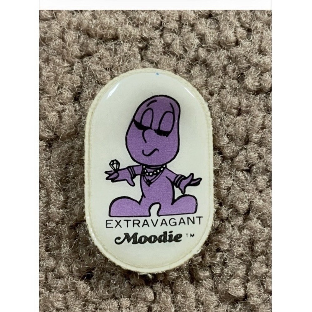 Extravagant Moodie Cartoonβ Hook and Loop Closure Scratch N Sniff